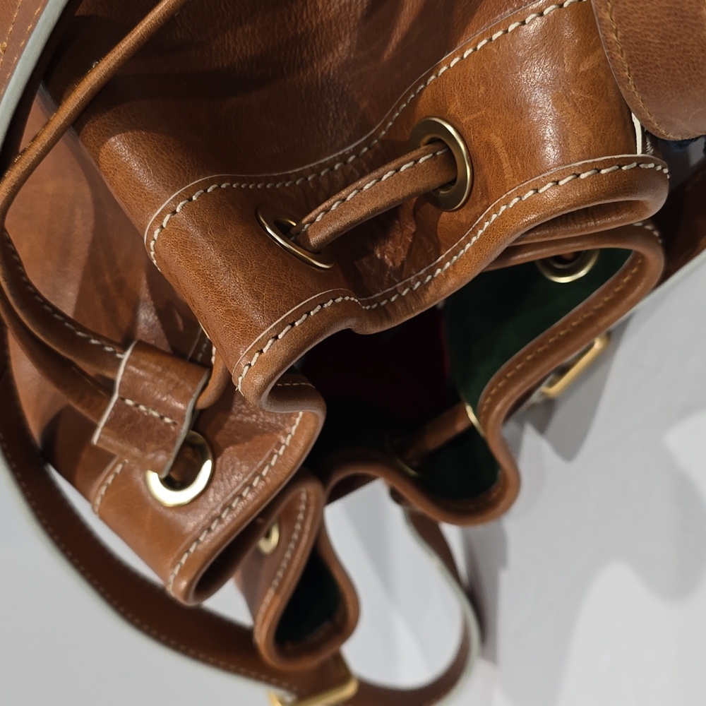 NWT â
Dooney & Bourke Florentini Natural Leather Drawstring Bag ⨠New with Tags - Picture 11 of 16
